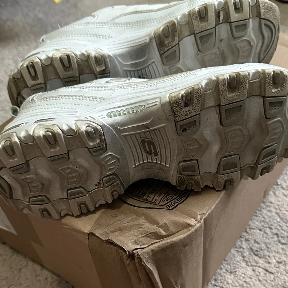 Skechers White Athletic Shoes